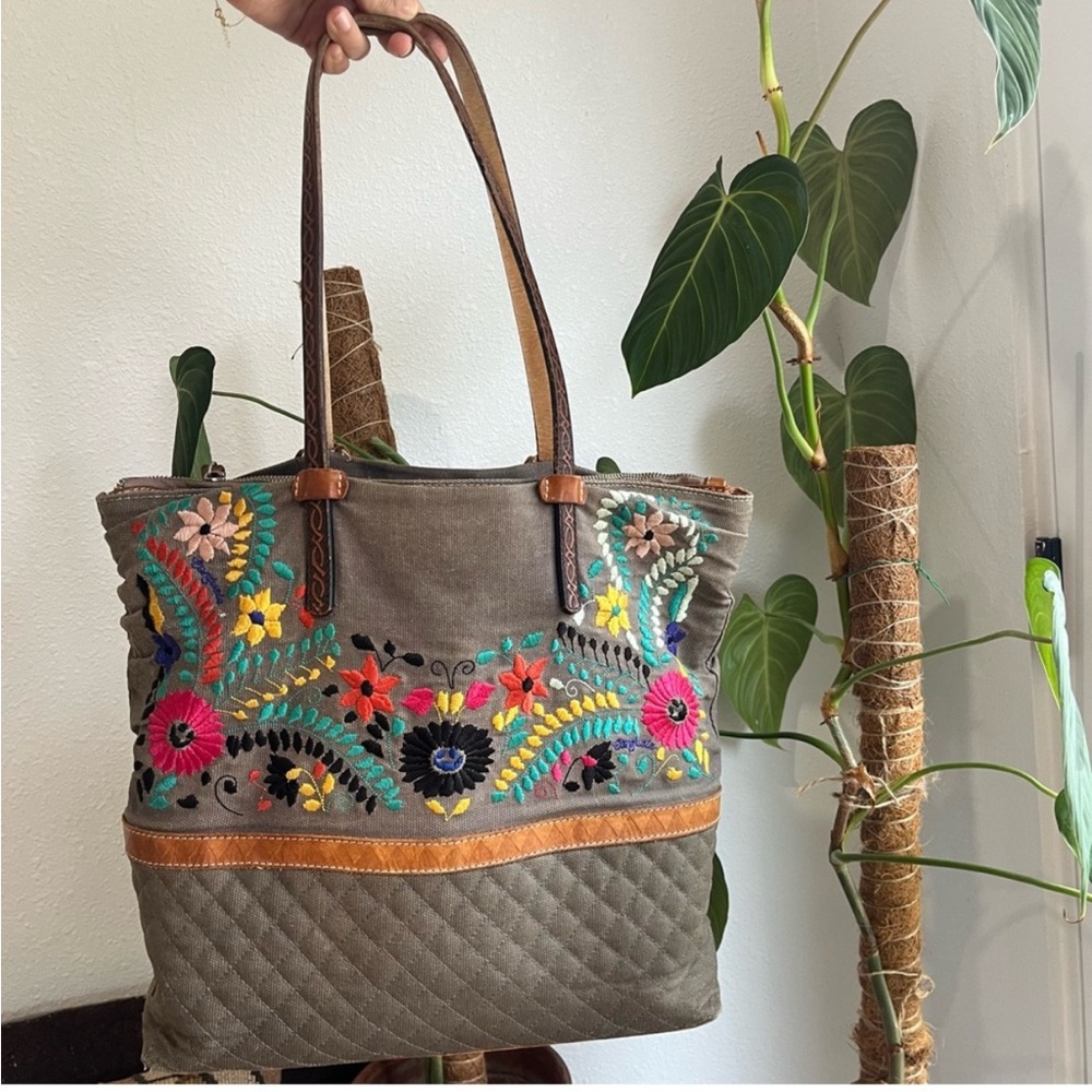 Consuela Silverlake Market Tote